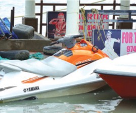 ekm-waterboat