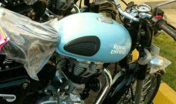 2017-Royal-Enfield-Classic-New-Colours-1-3